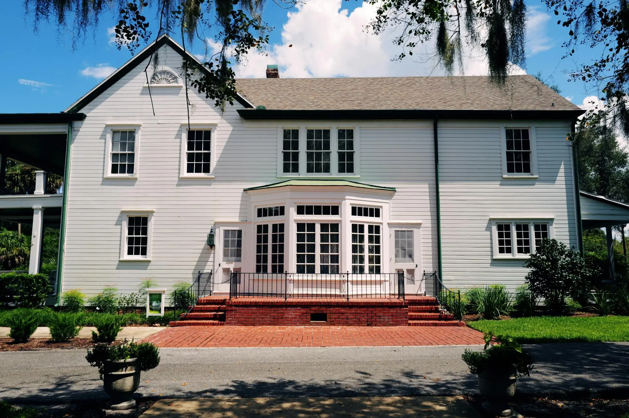 Must-Have Amenities and Upgrades for Your Vacation Rental in Orlando, FL
